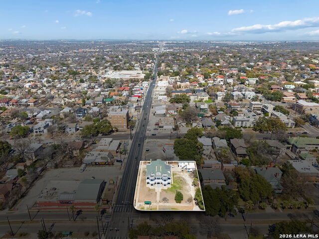 Image 88 of 93 For 339 Woodlawn Ave W