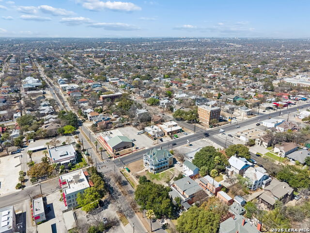 Image 89 of 93 For 339 Woodlawn Ave W