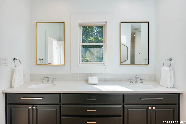 Image 17 of 28 For 126 Armour  