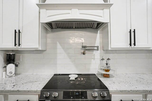 Image 19 of 54 For 24819 Solo Vw