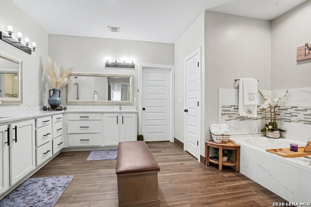 Image 23 of 54 For 24819 Solo Vw