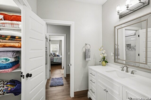 Image 34 of 54 For 24819 Solo Vw