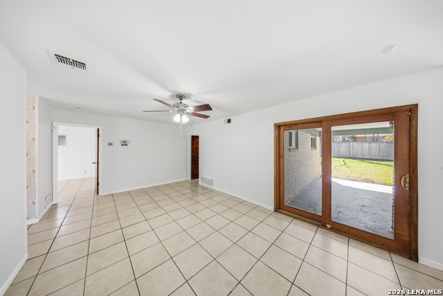 Image 14 of 26 For 3318 Clearfield