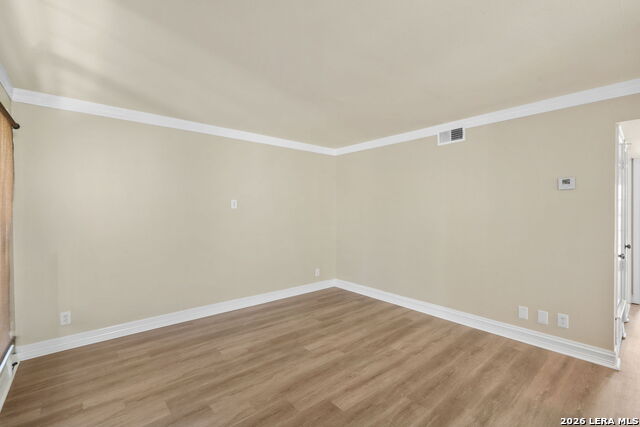 Image 10 of 22 For 8702 Village Dr  302