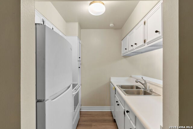 Image 3 of 22 For 8702 Village Dr  302