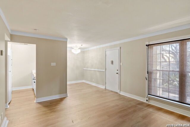 Image 9 of 22 For 8702 Village Dr  302