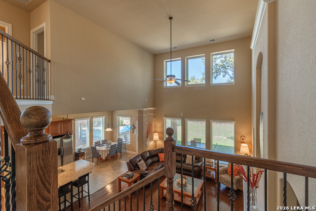 Image 21 of 35 For 1011 Gazania Hill