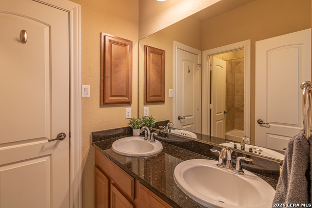 Image 25 of 35 For 1011 Gazania Hill