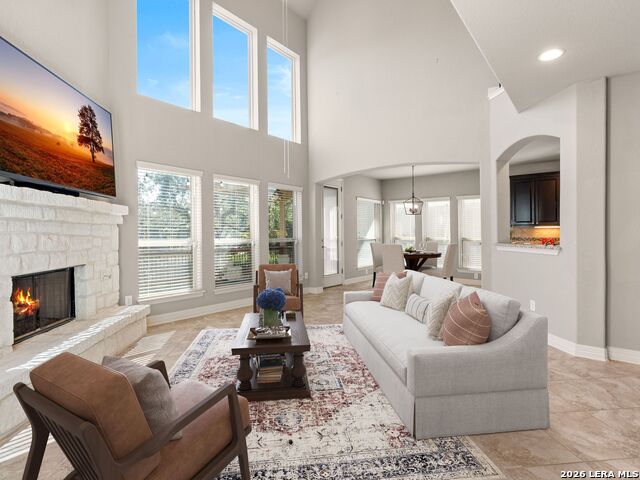 Listing photo id 0 for 8622 Gelvani Vina