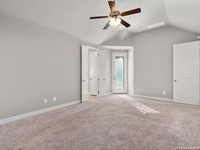 Listing photo id 22 for 8622 Gelvani Vina