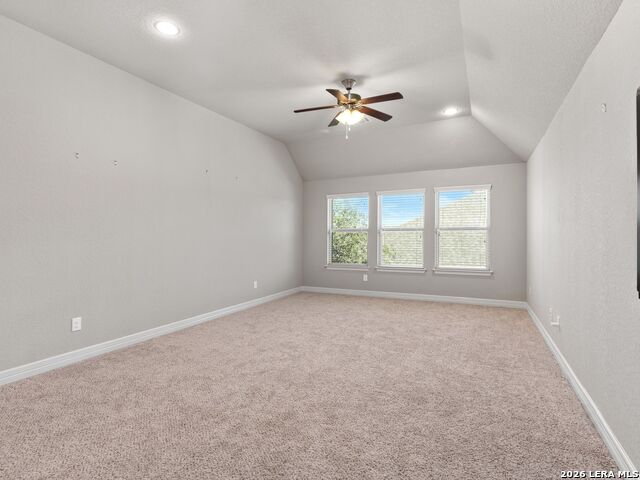Listing photo id 27 for 8622 Gelvani Vina