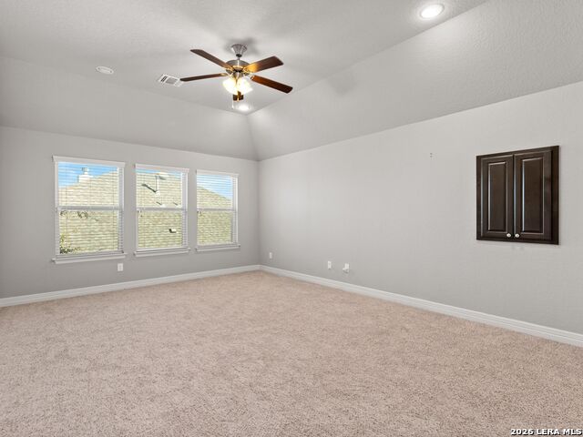 Listing photo id 28 for 8622 Gelvani Vina