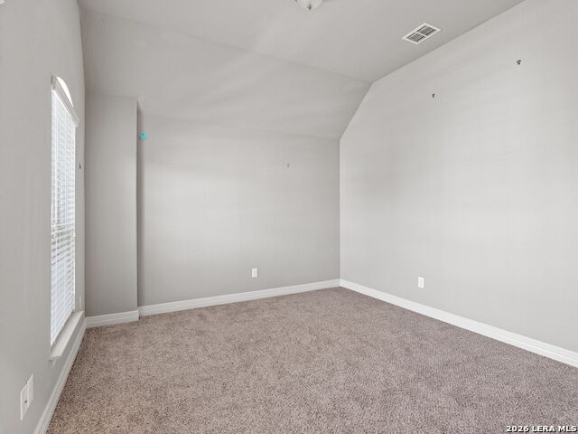 Listing photo id 33 for 8622 Gelvani Vina