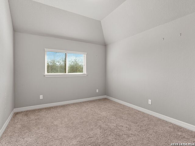 Listing photo id 34 for 8622 Gelvani Vina