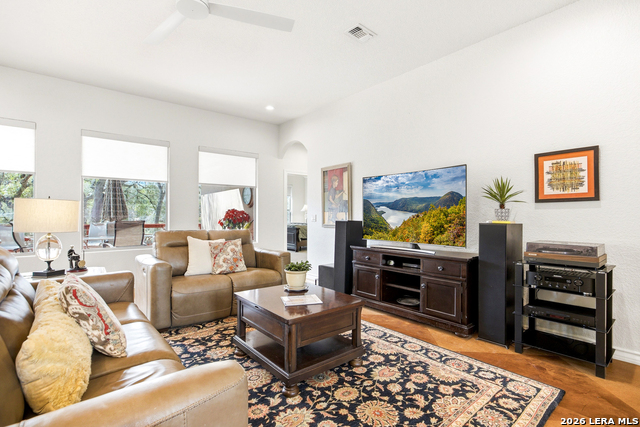 Image 11 of 61 For 541 Saxet Trl