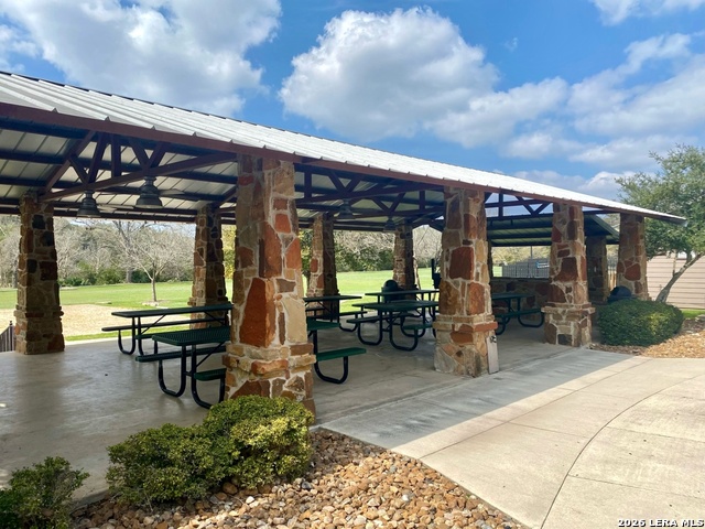 Image 58 of 61 For 541 Saxet Trl