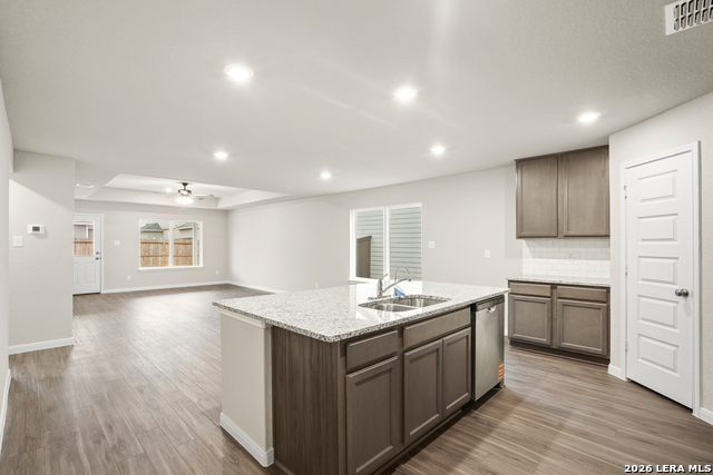 Image 9 of 33 For 1224 Sweden  