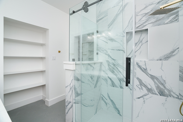 Image 24 of 38 For 1222 Hays  