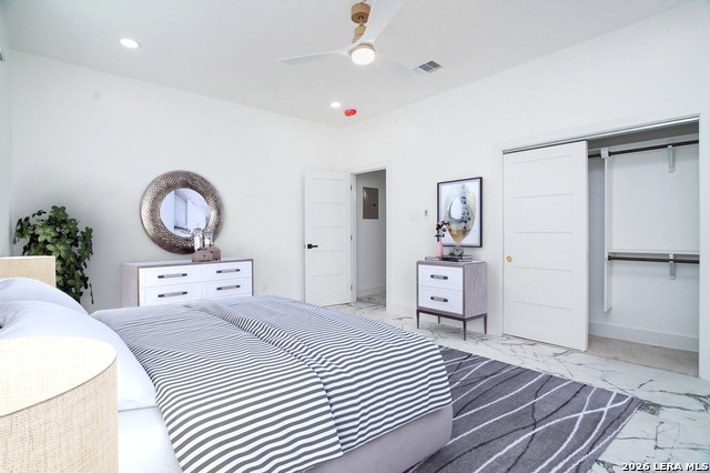 Image 27 of 38 For 1222 Hays  