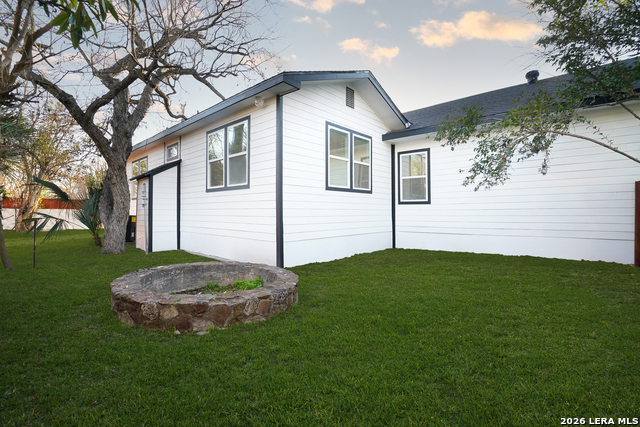 Image 34 of 38 For 1222 Hays  