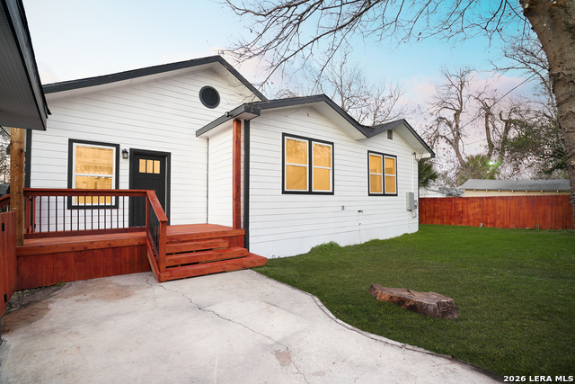 Image 37 of 38 For 1222 Hays  