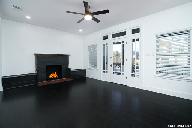 Image 5 of 38 For 1222 Hays  