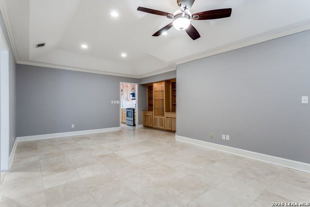 Image 11 of 29 For 201 Ellwood  114