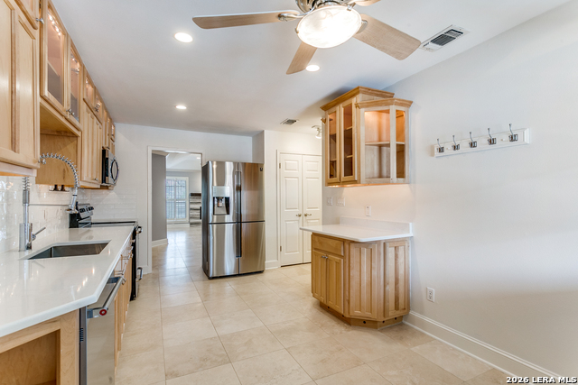 Image 14 of 29 For 201 Ellwood  114