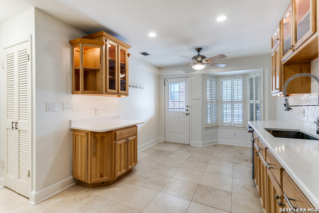 Image 17 of 29 For 201 Ellwood  114