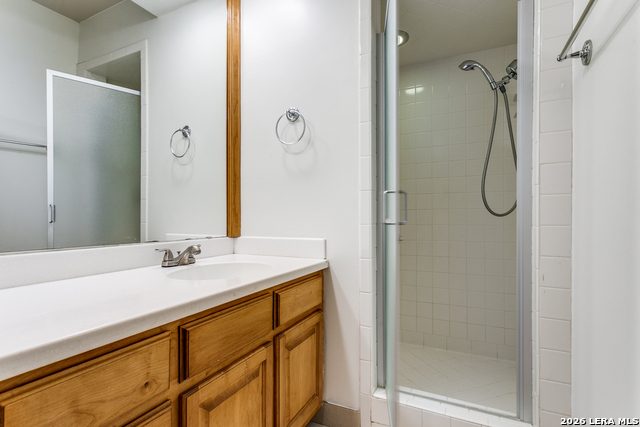 Image 23 of 29 For 201 Ellwood  114