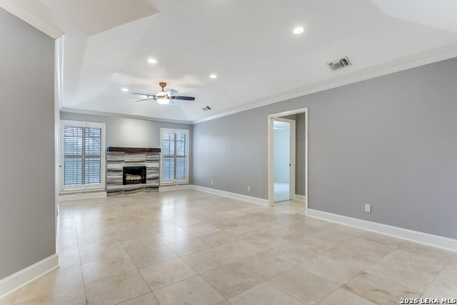 Image 7 of 29 For 201 Ellwood  114