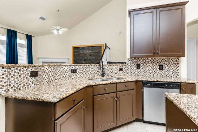 Image 12 of 42 For 21531 La Pena