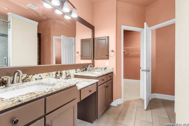 Image 15 of 42 For 21531 La Pena