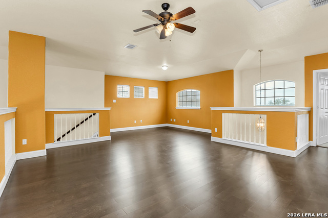 Image 19 of 42 For 21531 La Pena