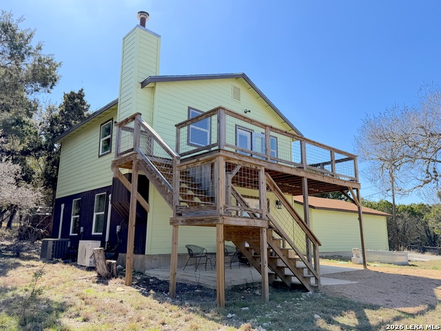 Image 2 of 40 For 614 Red Oak Woods