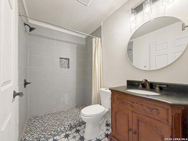 Image 22 of 40 For 614 Red Oak Woods