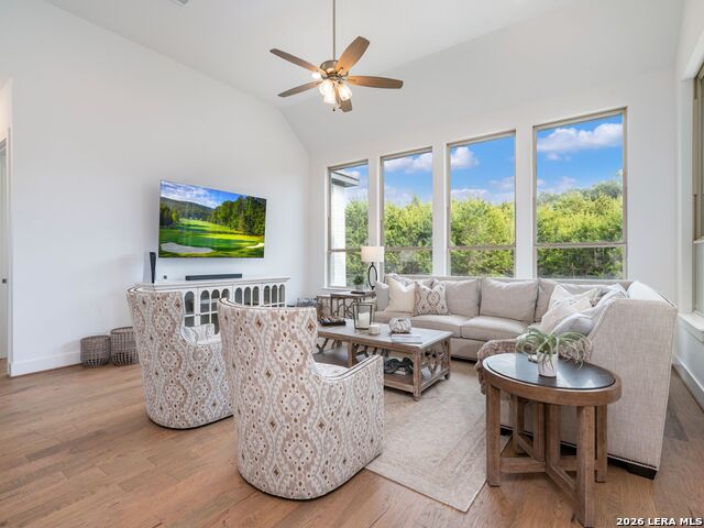 Image 15 of 35 For 7018 Cantera Manor