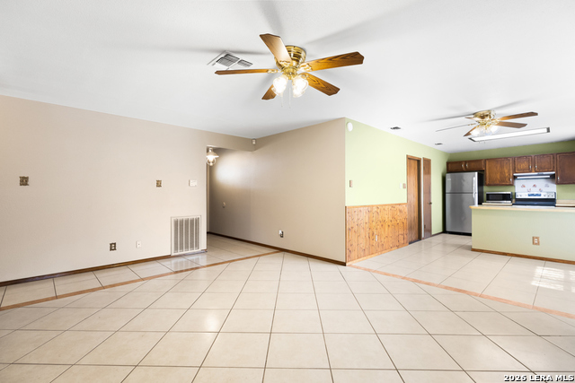 Image 17 of 35 For 13939 Brantley