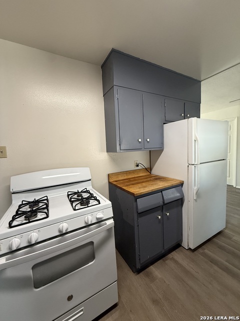 Image 8 of 19 For 139 Trudell  