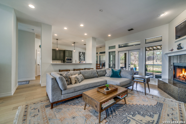 Image 12 of 46 For 643 Ridge  