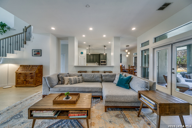 Image 16 of 46 For 643 Ridge  