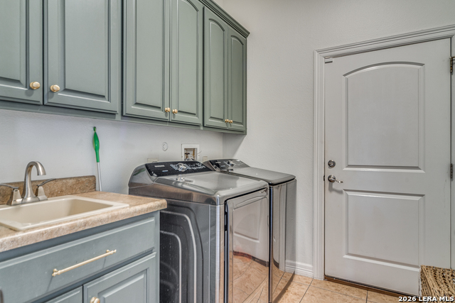 Image 42 of 46 For 643 Ridge  