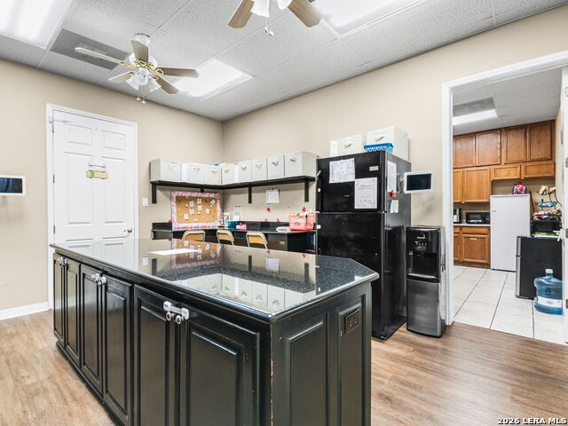 Listing photo id 9 for 14235 Blanco