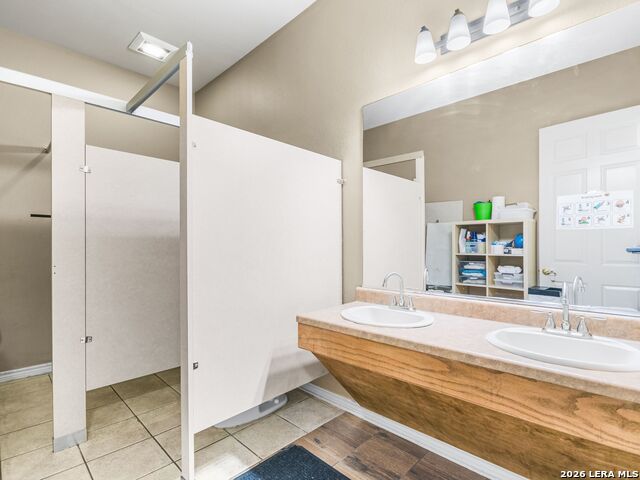 Listing photo id 31 for 14235 Blanco