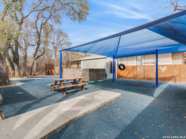 Listing photo id 33 for 14235 Blanco