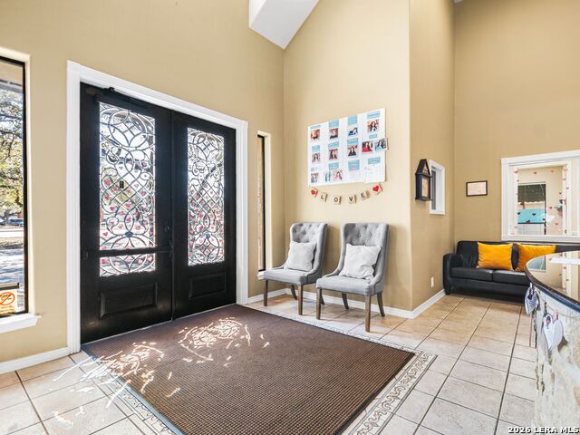 Listing photo id 2 for 14235 Blanco