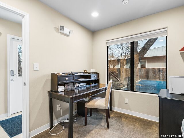 Listing photo id 43 for 14235 Blanco