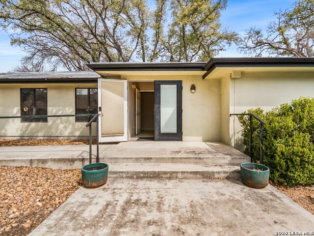 Listing photo id 46 for 14235 Blanco