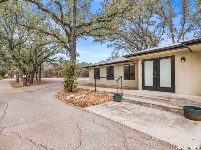 Listing photo id 47 for 14235 Blanco