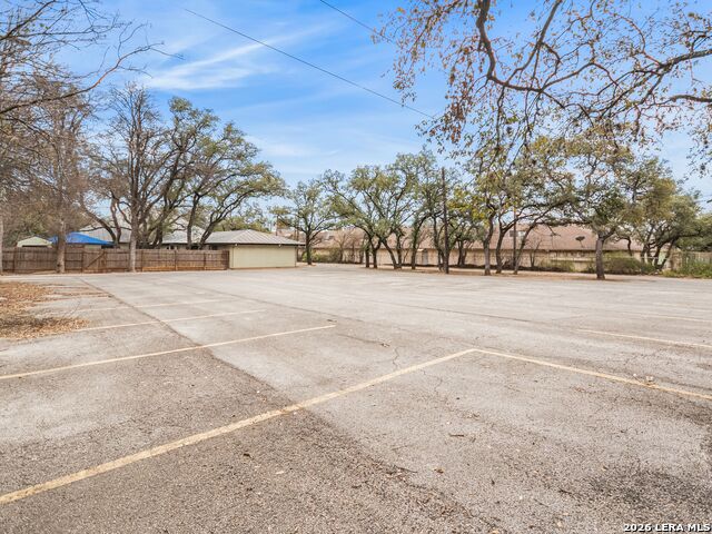 Listing photo id 49 for 14235 Blanco